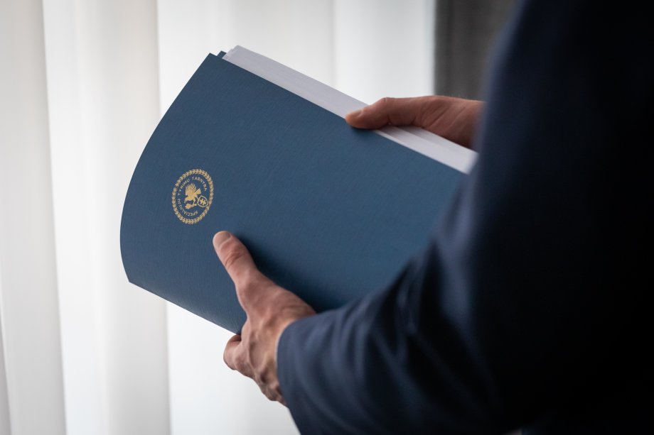 Ikiteisminiuose tyrimuose dėl tarybų narių veiksmų pareikšti įtarimai ir priimti kiti sprendimai