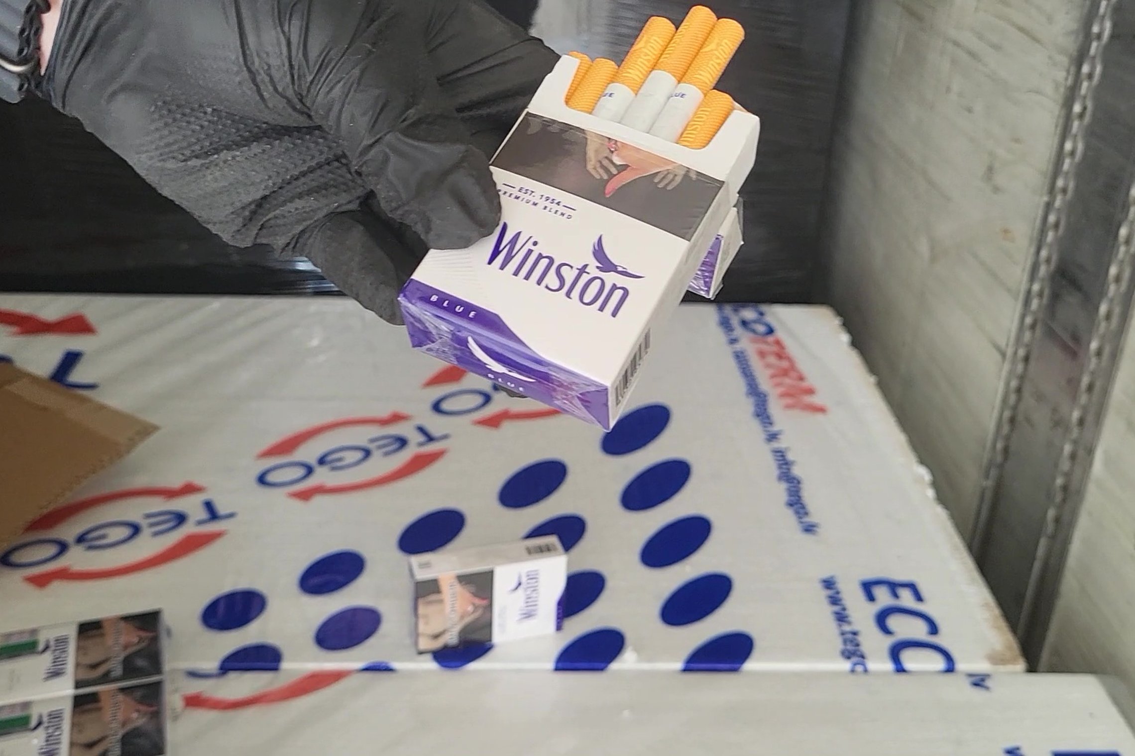 MKT pareigūnai per dvi pastarąsias savaites sulaikė jau antrą vilkiką su cigaretėmis iš Latvijos