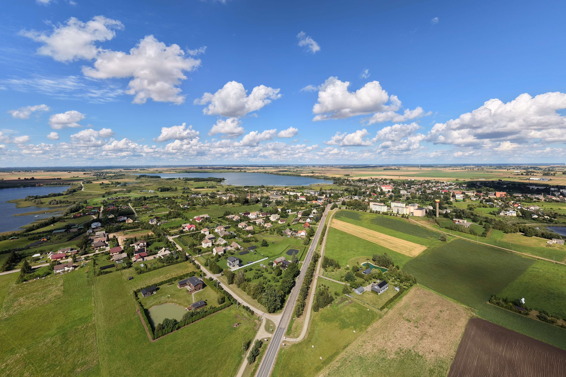 Dėmesys valstybinės reikšmės keliams gyvenvietėse: pradedamas remontas Žaslių miestelyje