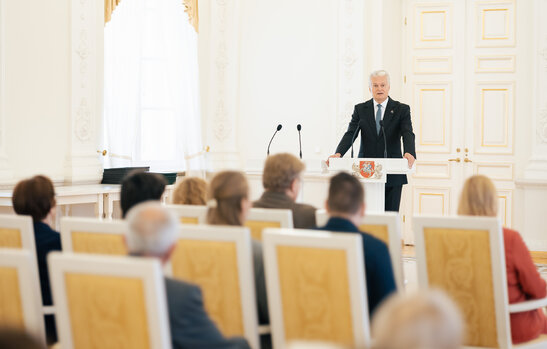 Prezidentas priėmė aštuonių teisėjų priesaikas