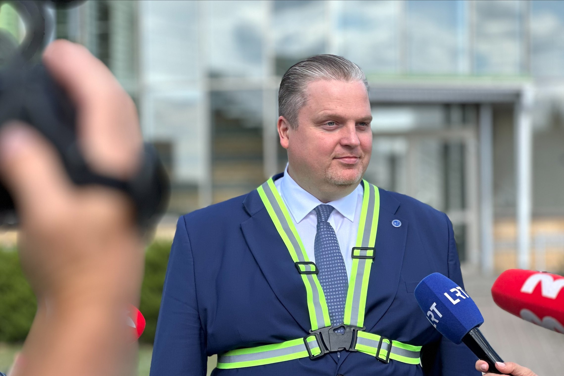T. Valys: „Dvigubai išaugsiantys šovinių gamybos pajėgumai stiprins Lietuvos ir viso regiono saugumą“
