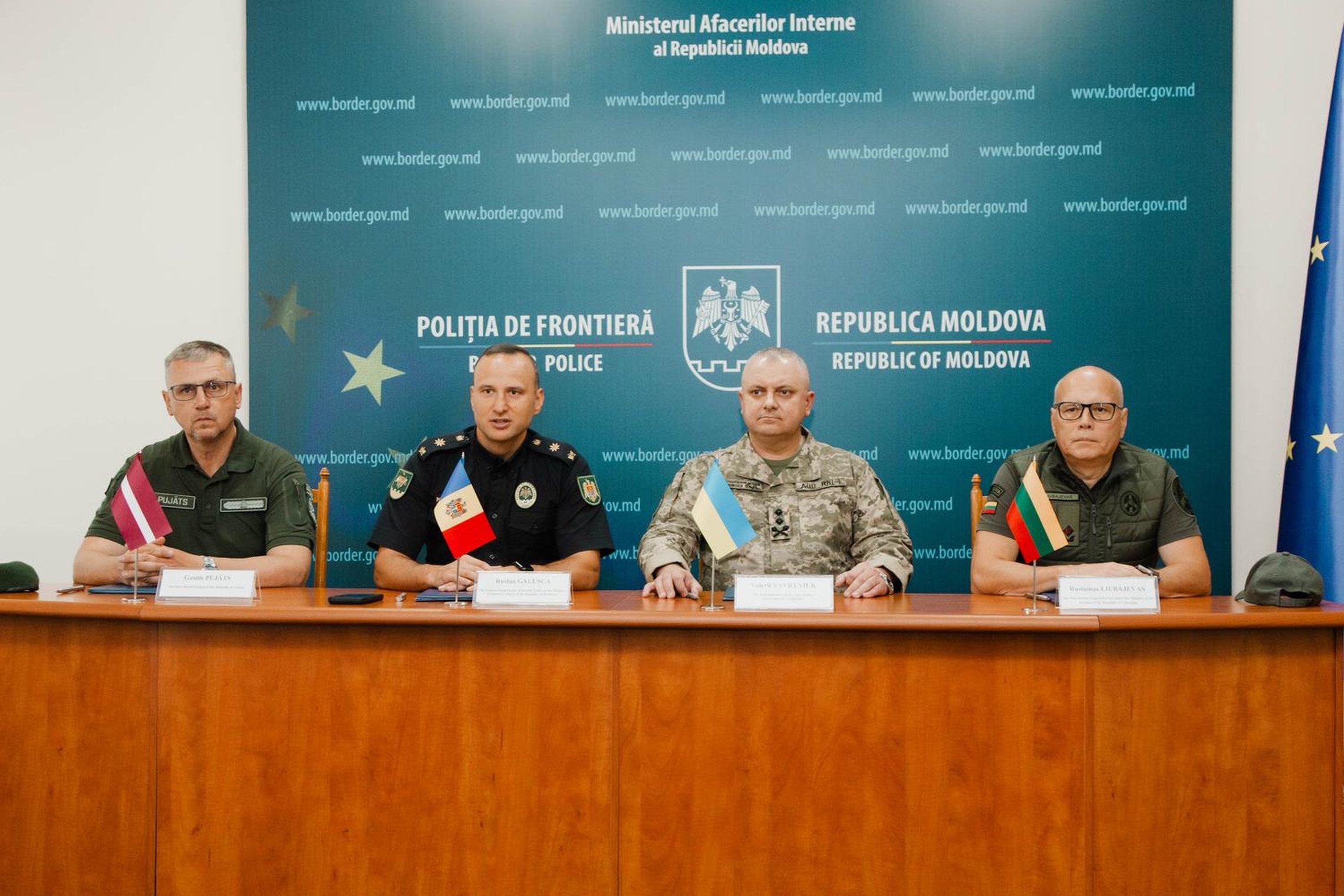 Keturių šalių pasienio tarnybų vadovai Moldovoje aptarė regiono saugumo klausimus ir pasirašė bendrą deklaraciją (foto)