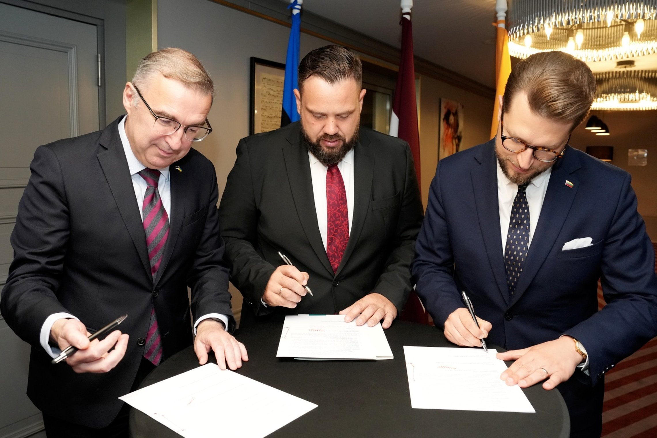 Baltijos šalių energetikos ministrai susitarė vystyti jungtinius rezervinius pajėgumus, skirtus kritinės energetikos infrastruktūros apsaugai
