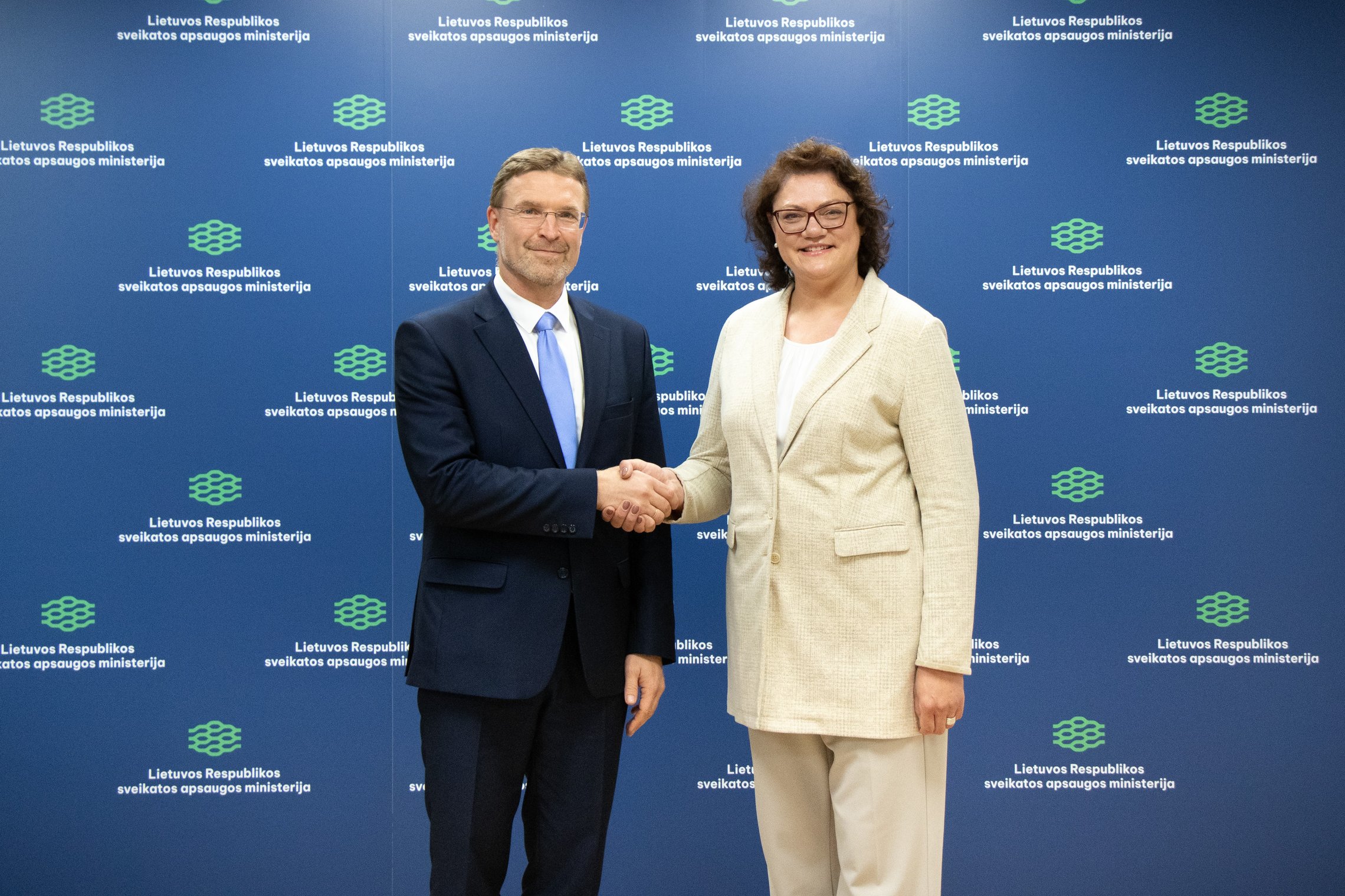 Sveikatos apsaugos ministro pareigas pradeda eiti L. Kukuraitis: kadencijos ambicija – glaudesnė sveikatos ir socialinės apsaugos sistemų sąveika