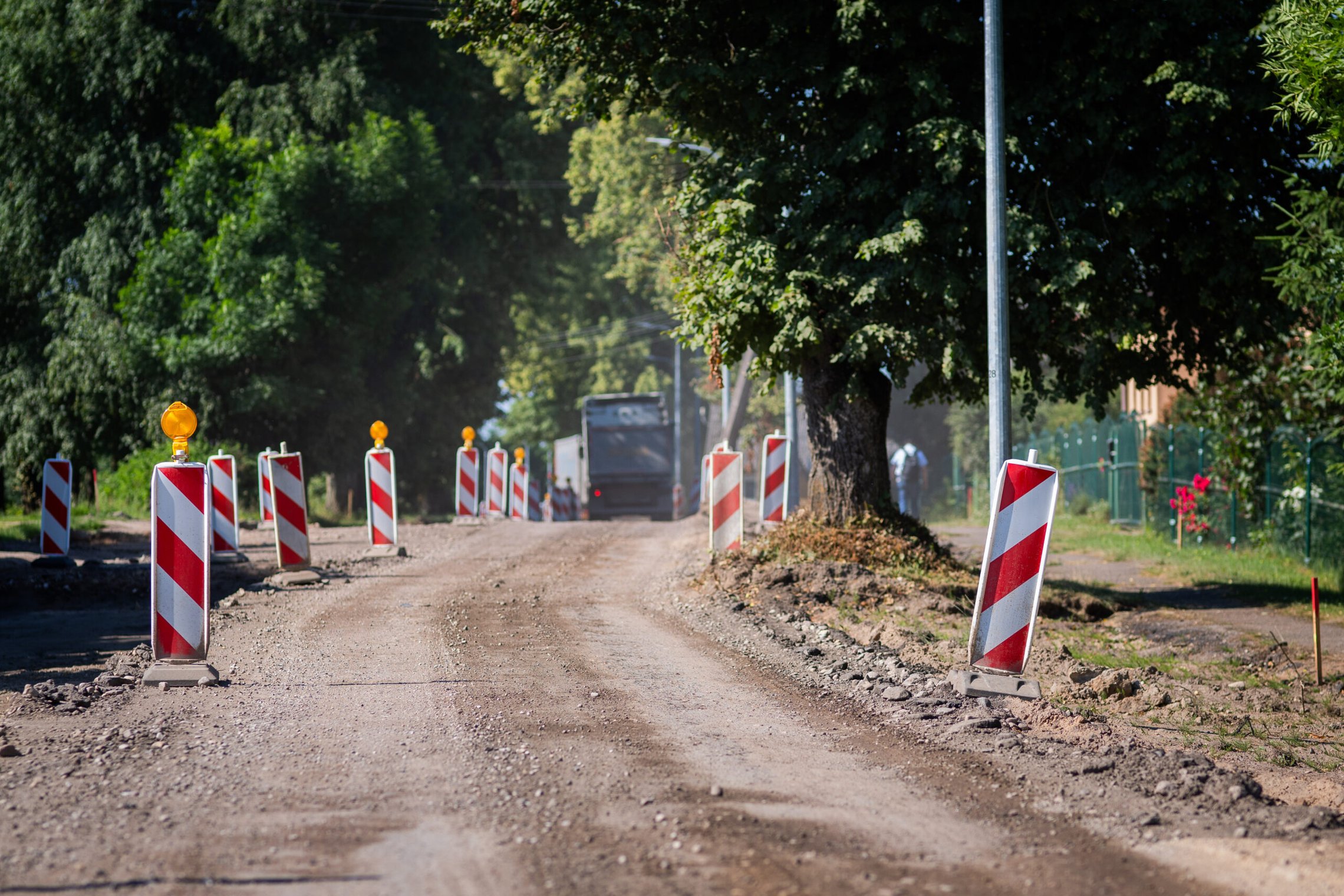 Tęsiame per gyvenvietes einančių kelių atnaujinimą