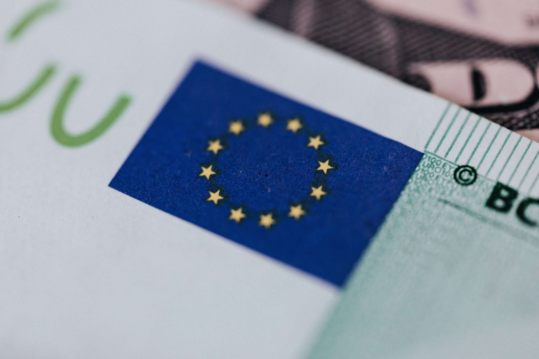 Bus teisiami į ES fondų ir Lietuvos biudžeto lėšas kėsinęsi asmenys – padaryta žala siekia milijoną eurų