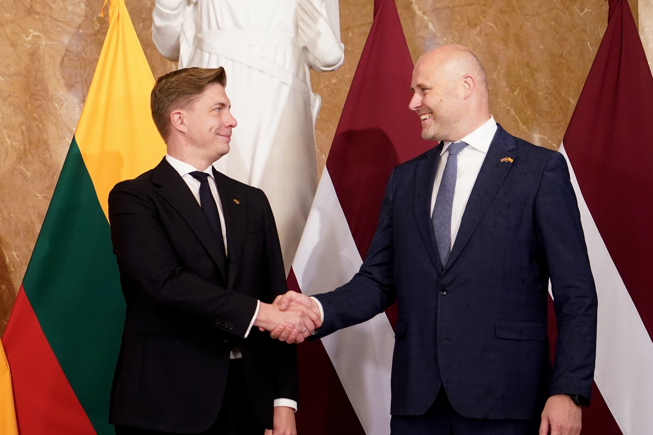 Premjero iniciatyva atkuriama kultūros atašė Latvijoje pareigybė