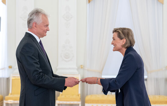 Prezidentas priėmė Nyderlandų, Švedijos ir Kambodžos ambasadorių skiriamuosius raštus