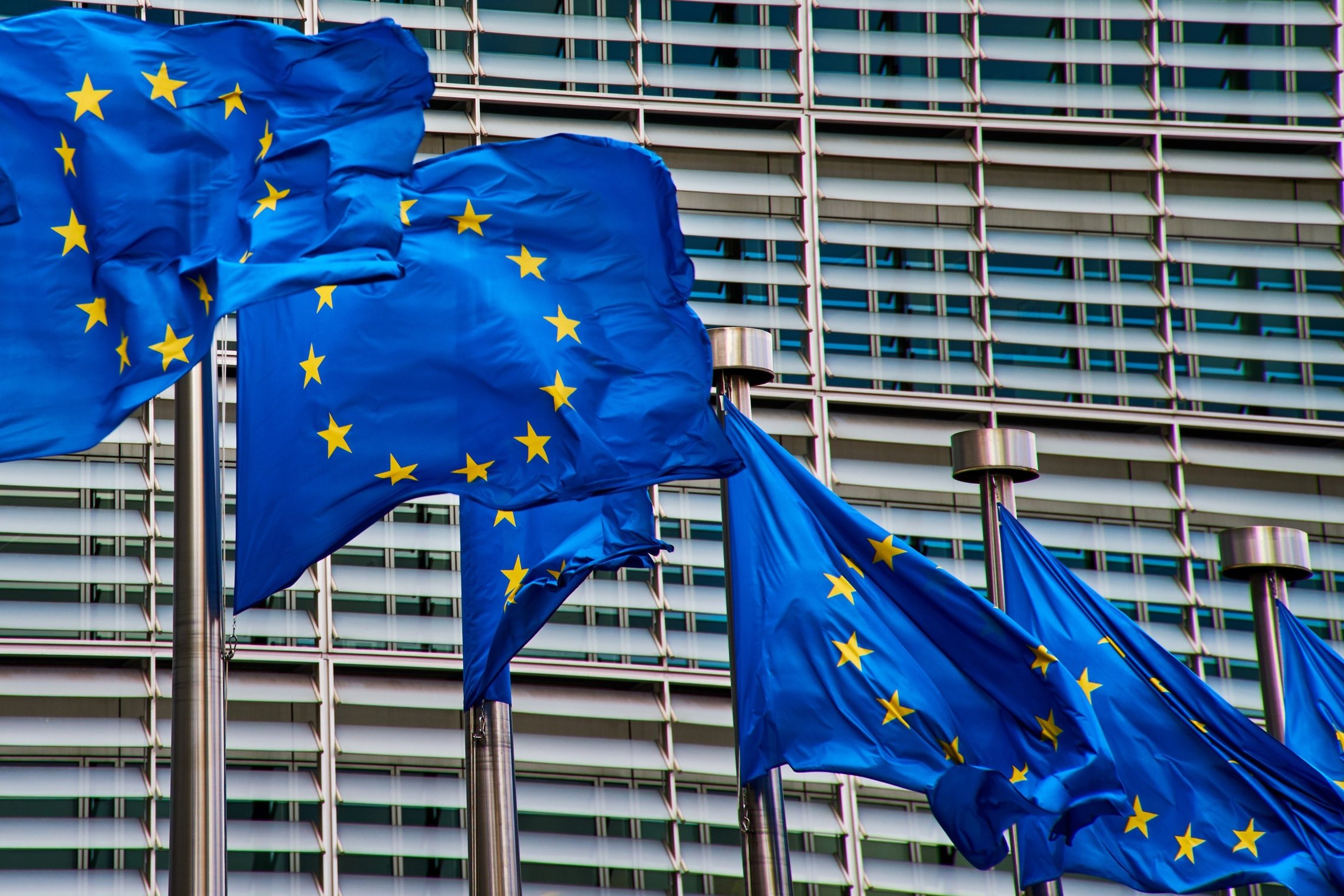 Beveik 10 mln. eurų Lietuvos ūkininkams: Europos Komisija parengė skubios paramos reglamento projektą